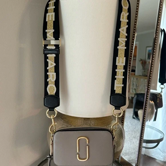 Marc Jacobs Snapshot Crossbody Bag (EUC) - Picture 12 of 13